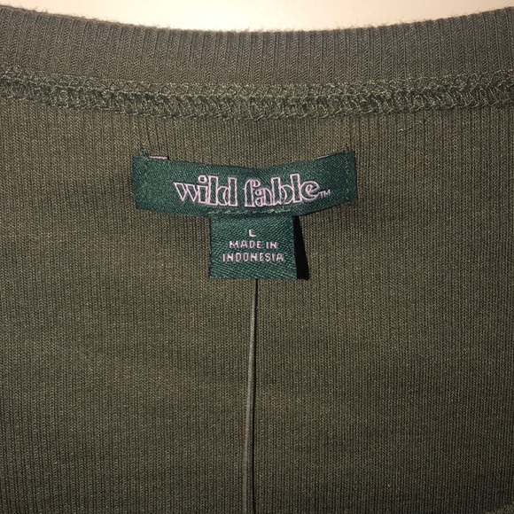 Crop top - Picture 4 of 5